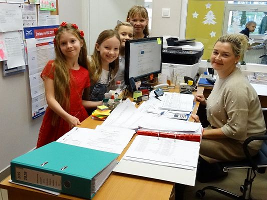 Grafika #8: Wigilie klasowe