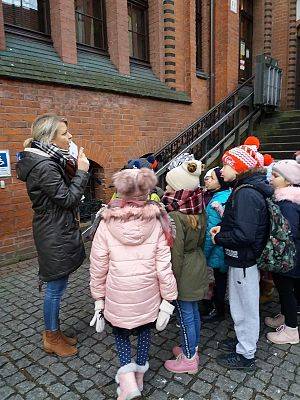 Grafika #0: Wyjazd na pocztę i do MBP w Lęborku