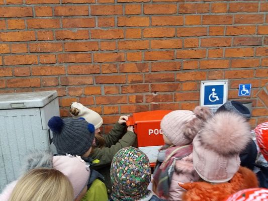 Grafika #36: Wyjazd na pocztę i do MBP w Lęborku