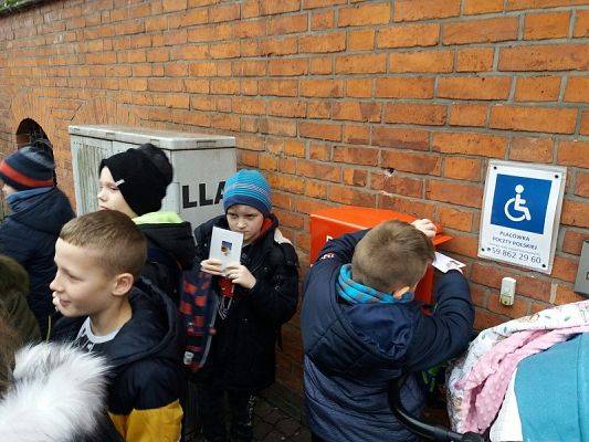 Grafika #44: Wyjazd na pocztę i do MBP w Lęborku