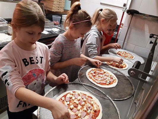  Grafika #15: Wyjazd mikołajkowy kl.IV