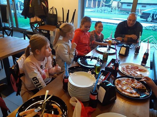  Grafika #22: Wyjazd mikołajkowy kl.IV