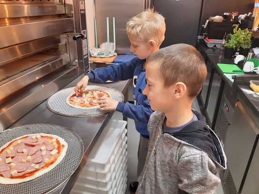  Grafika #21: Wyjazd mikołajkowy kl.IV