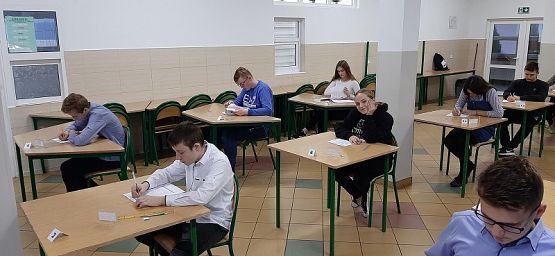  Grafika #5: Próbne egzaminy Ósmoklasistów