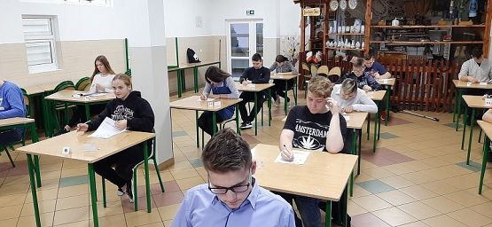 Grafika #6: Próbne egzaminy Ósmoklasistów
