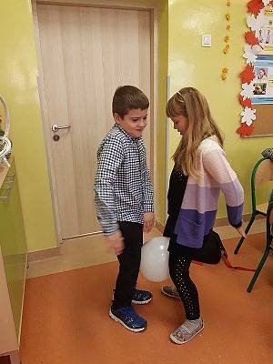  Grafika #33: Andrzejki w klasach I-III