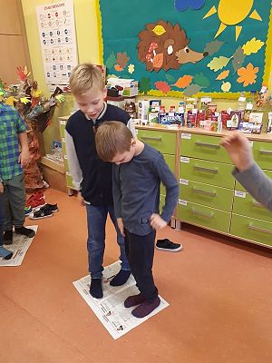  Grafika #37: Andrzejki w klasach I-III