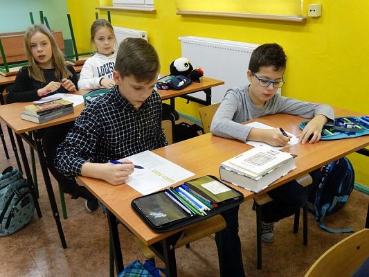  Grafika #32: Ogólnopolska akcja pt. Podaruj wiersz