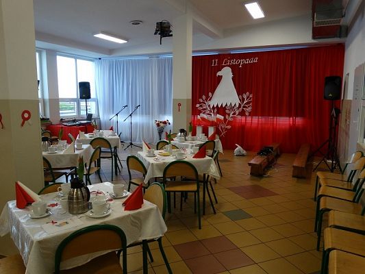  Grafika #6: 101 rocznica odzyskania niepodległości przez Polskę