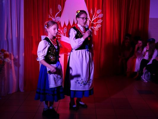  Grafika #40: 101 rocznica odzyskania niepodległości przez Polskę