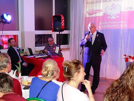  Grafika #68: 101 rocznica odzyskania niepodległości przez Polskę