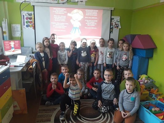  Grafika #1: Dzieci uczą rodziców - Ogólnopolska akcja edukacyjna