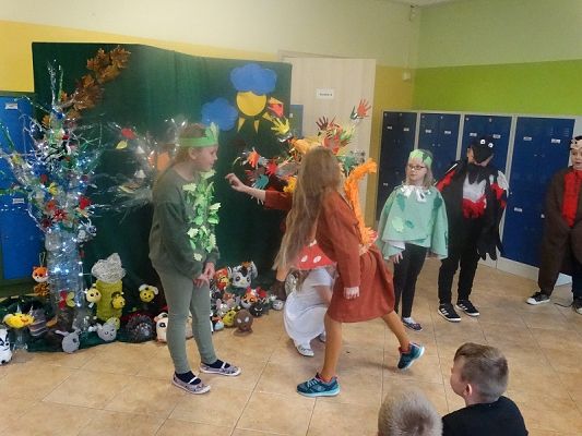  Grafika #37: Dzień Głośnego Czytania 2019