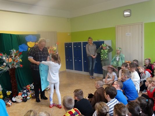  Grafika #21: Dzień Głośnego Czytania 2019