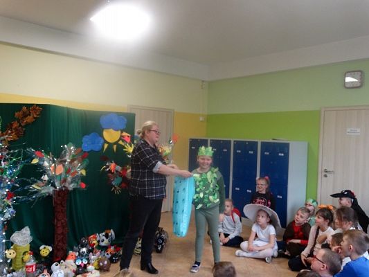  Grafika #26: Dzień Głośnego Czytania 2019