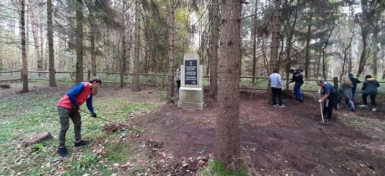 Grafika #2: Szkoła Pamięta