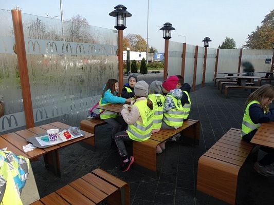  Grafika #12: Wizyta w MBP w Lęborku