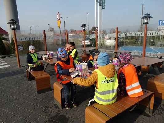  Grafika #15: Wizyta w MBP w Lęborku