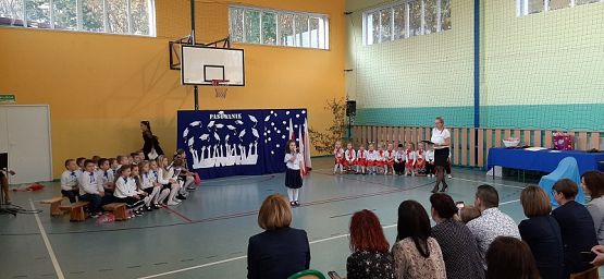  Grafika #3: Ślubowanie uczniów z kl. I oraz dzieci z oddziału przedszkolnego