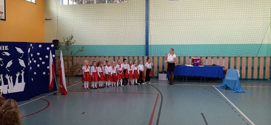  Grafika #4: Ślubowanie uczniów z kl. I oraz dzieci z oddziału przedszkolnego