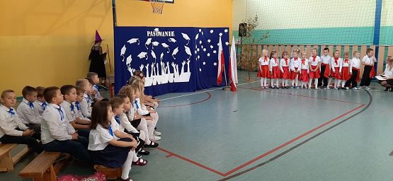  Grafika #5: Ślubowanie uczniów z kl. I oraz dzieci z oddziału przedszkolnego