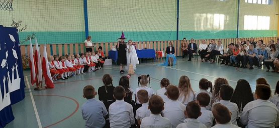  Grafika #14: Ślubowanie uczniów z kl. I oraz dzieci z oddziału przedszkolnego