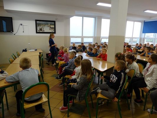 Grafika #6: Uczymy się segregacji śmieci