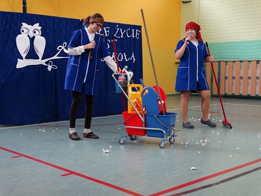  Grafika #9: Dzień Edukacji Narodowej