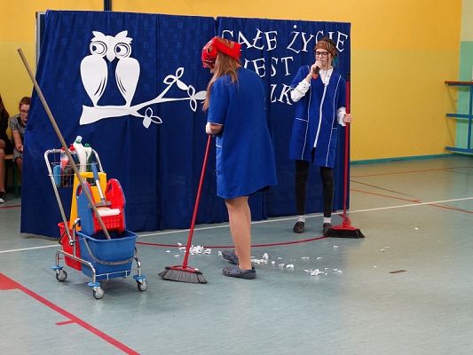  Grafika #16: Dzień Edukacji Narodowej