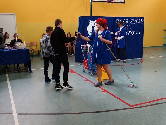  Grafika #14: Dzień Edukacji Narodowej