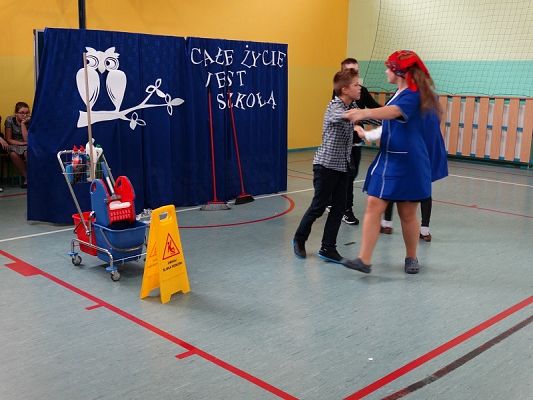  Grafika #20: Dzień Edukacji Narodowej