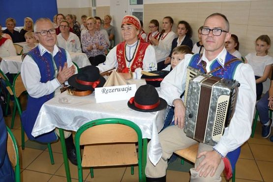  Grafika #14: Otwarcie Izby Regionalnej