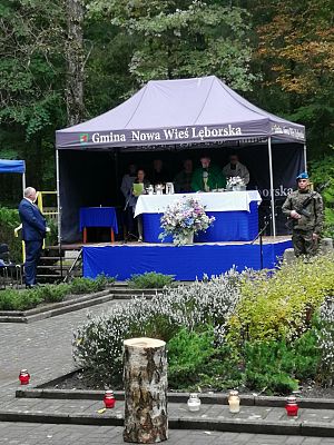 Grafika #3: Uroczystości w Krępie Kaszubskiej