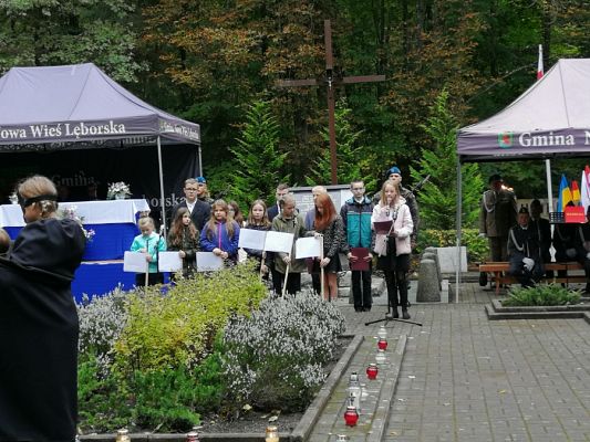 Grafika #4: Uroczystości w Krępie Kaszubskiej