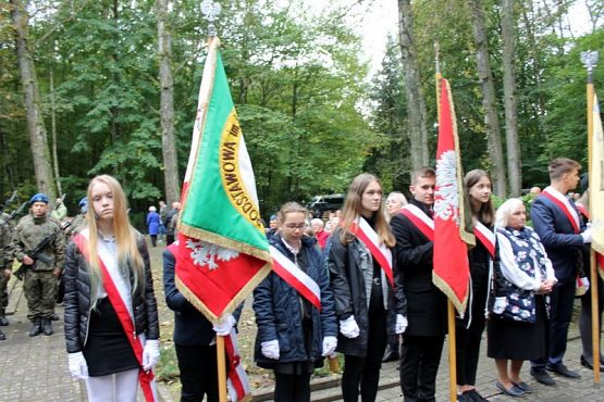 Grafika #12: Uroczystości w Krępie Kaszubskiej
