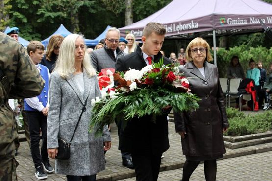 Grafika #10: Uroczystości w Krępie Kaszubskiej