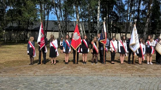 Grafika #3: 80. rocznica pierwszego transportu więźniów do obozu Stutthof.