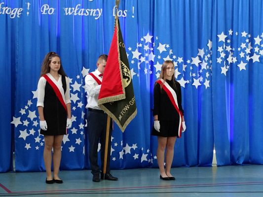  Grafika #100: Zakończenie roku szkolnego 2018/2019