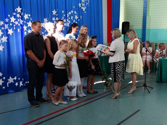  Grafika #17: Zakończenie roku szkolnego 2018/2019