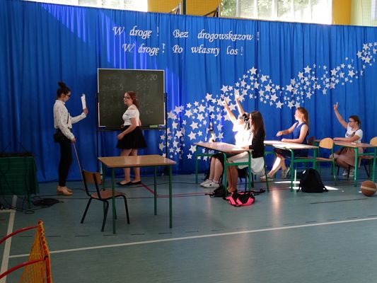  Grafika #72: Zakończenie roku szkolnego 2018/2019