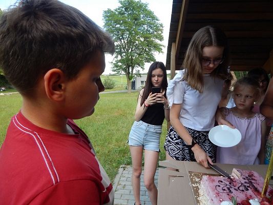  Grafika #6: Pożegnanie klasy VIII z wychowawcą