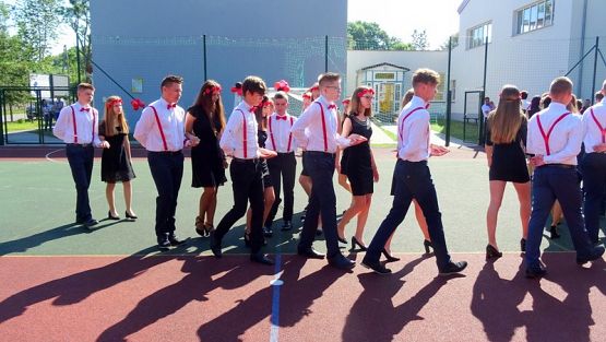  Grafika #40: Zakończenie roku - klasa 8 i III GIM