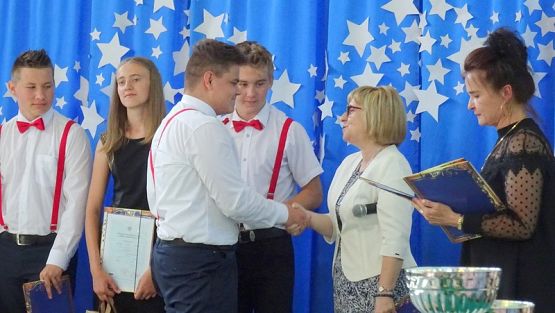  Grafika #50: Zakończenie roku - klasa 8 i III GIM