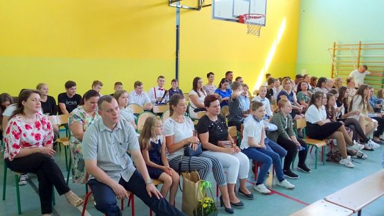  Grafika #83: Zakończenie roku - klasa 8 i III GIM