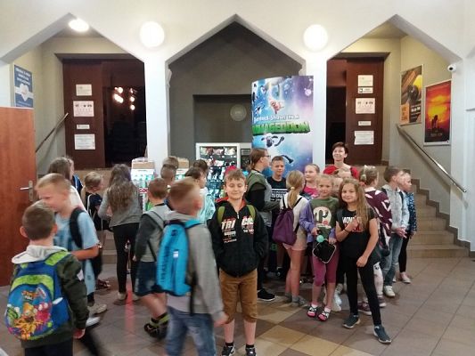 Grafika #2: Wycieczka dla uczniów osiągających najlepsze wyniki w nauce