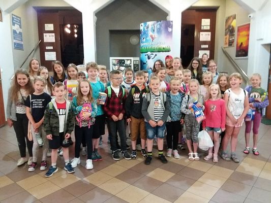 Grafika #6: Wycieczka dla uczniów osiągających najlepsze wyniki w nauce