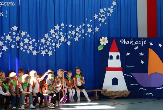 Grafika #28: Pożegnanie roku szkolnego 2018/2019 przez oddziały przedszkolne