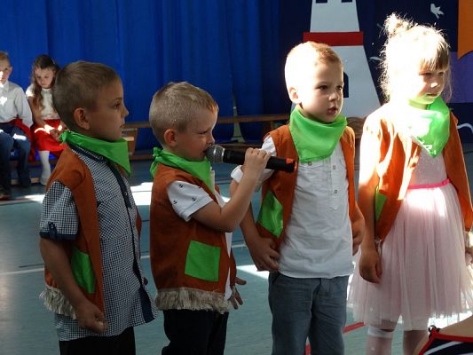 Grafika #14: Pożegnanie roku szkolnego 2018/2019 przez oddziały przedszkolne