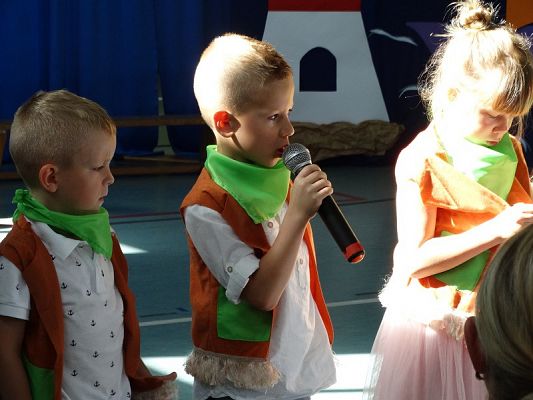 Grafika #43: Pożegnanie roku szkolnego 2018/2019 przez oddziały przedszkolne