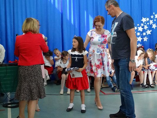 Grafika #59: Pożegnanie roku szkolnego 2018/2019 przez oddziały przedszkolne